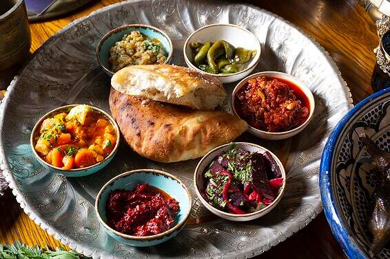 פופ אפ נשים בשלניות מרוקאיות בטרקלין // צילום: בועז לביא